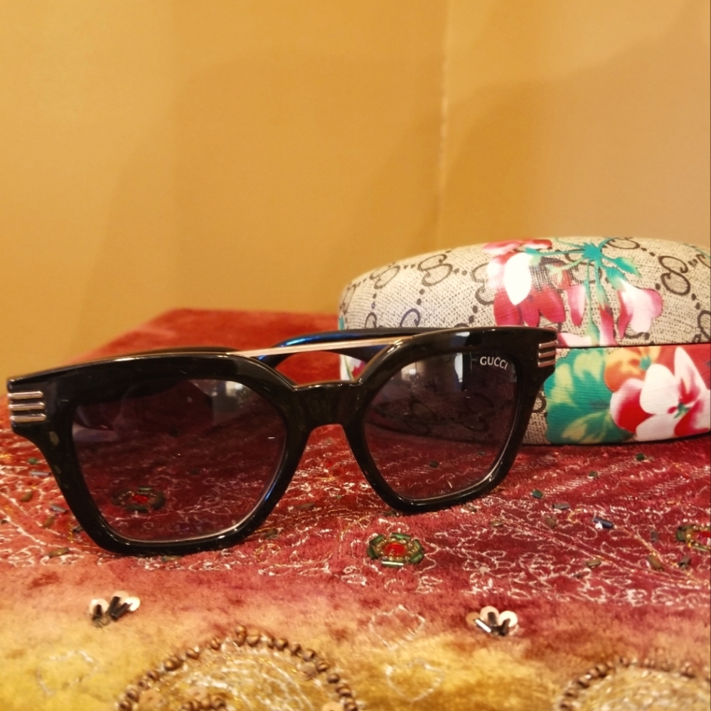 Gucci Sunglasses Unisex